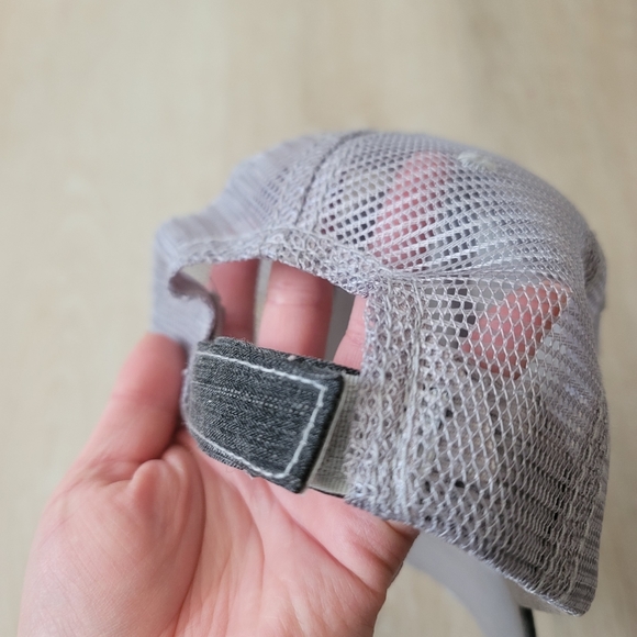 Barn Hair Don't Care Hat - Picture 3 of 5